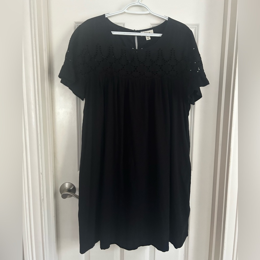 EUC Style and Co black tee dress with eyelet detail at the top. Size XL.